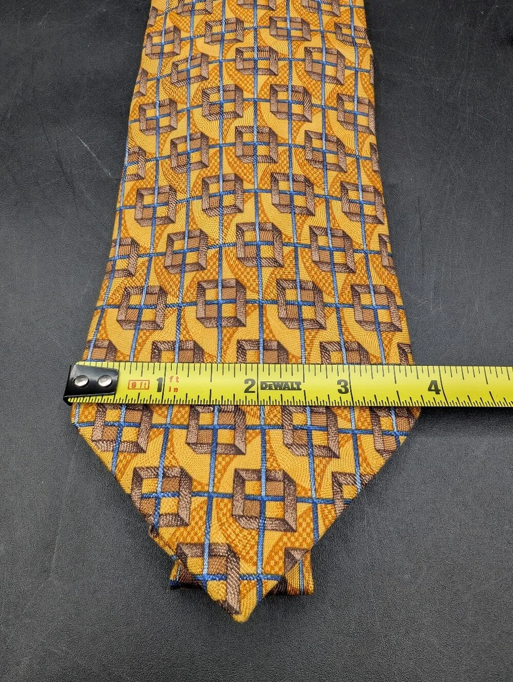 Ermenegildo Zegna 100% Silk Neck Tie, Golden Geometric Design